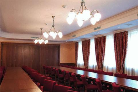 Hotel Tilia เปซิโนค ภายนอก รูปภาพ