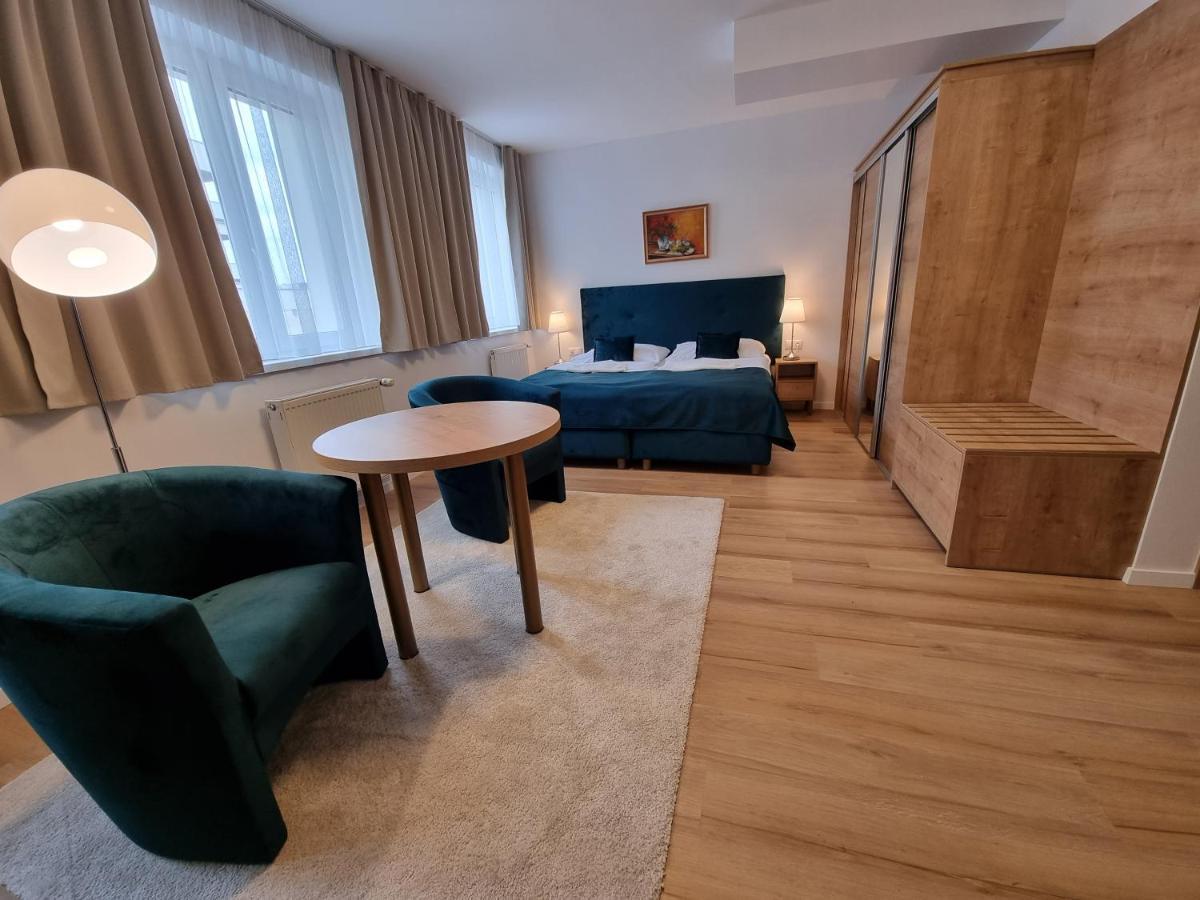 Hotel Tilia เปซิโนค ภายนอก รูปภาพ